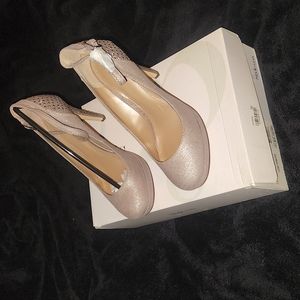 Nwt style and co heels